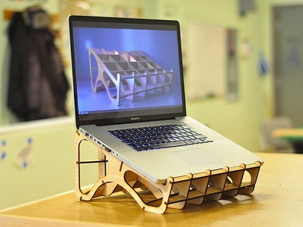 Suporte Notebook 4mm